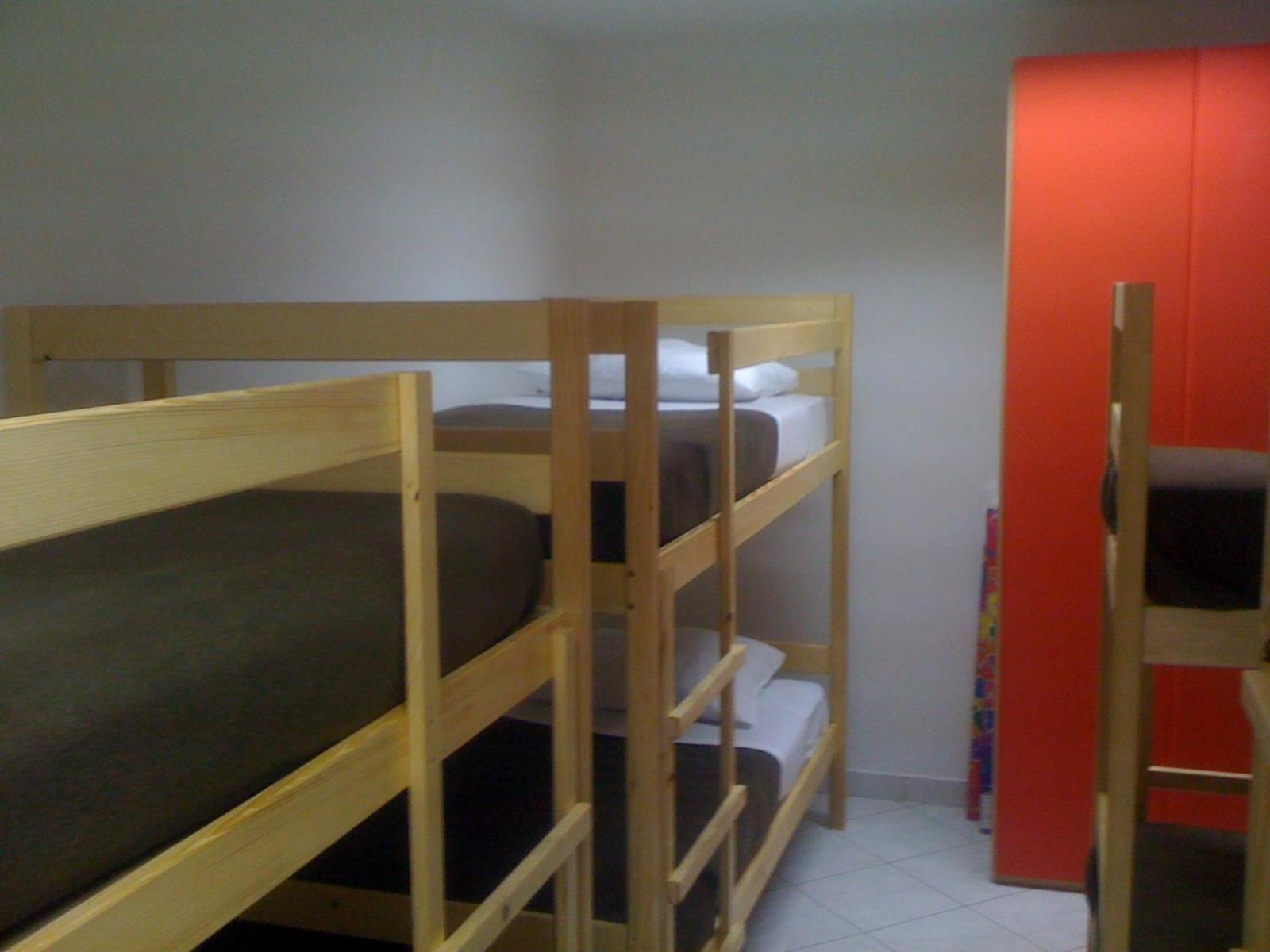 פאז'אנה Hostel Amfora מראה חיצוני תמונה