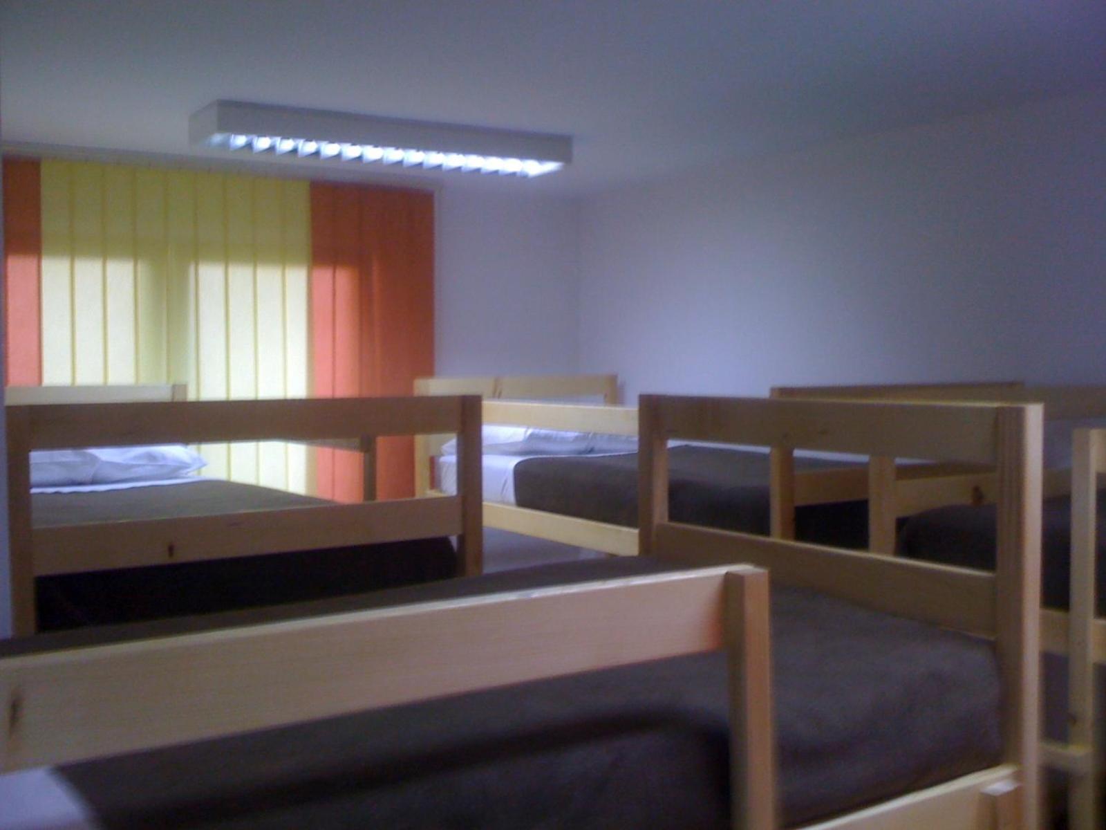 פאז'אנה Hostel Amfora מראה חיצוני תמונה