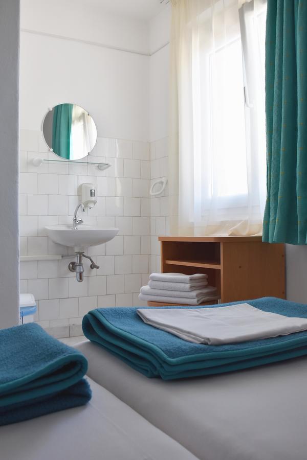 פאז'אנה Hostel Amfora מראה חיצוני תמונה
