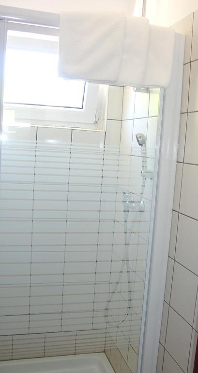פאז'אנה Hostel Amfora מראה חיצוני תמונה